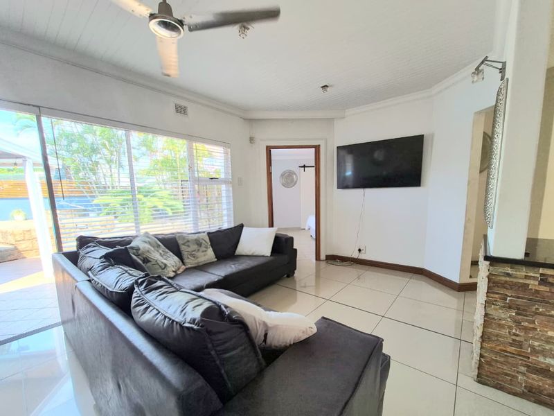 Luxury 5-Bedroom Home with Pool & Premium Entertaining - Photo 9