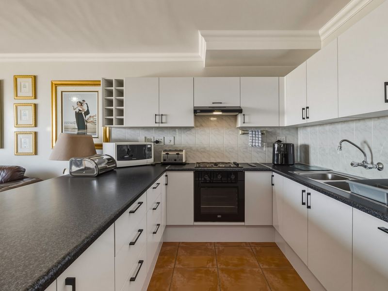 Elevated Living, Endless Views - Photo 8