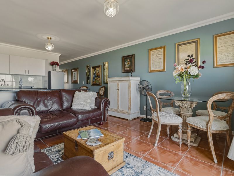 Elevated Living, Endless Views - Photo 4