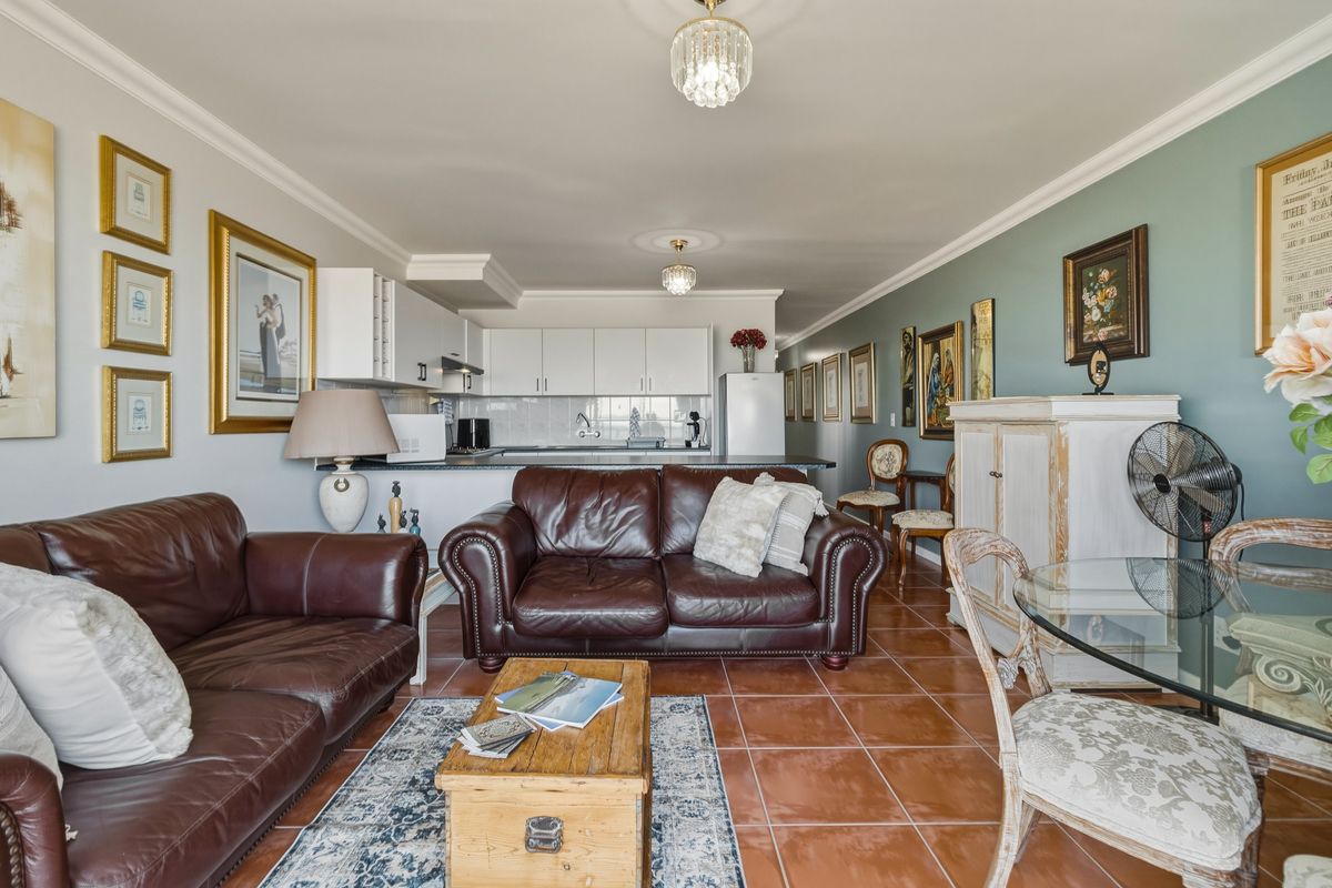 Elevated Living, Endless Views - Photo 5