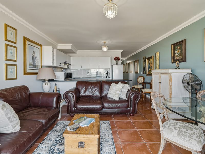 Elevated Living, Endless Views - Photo 5