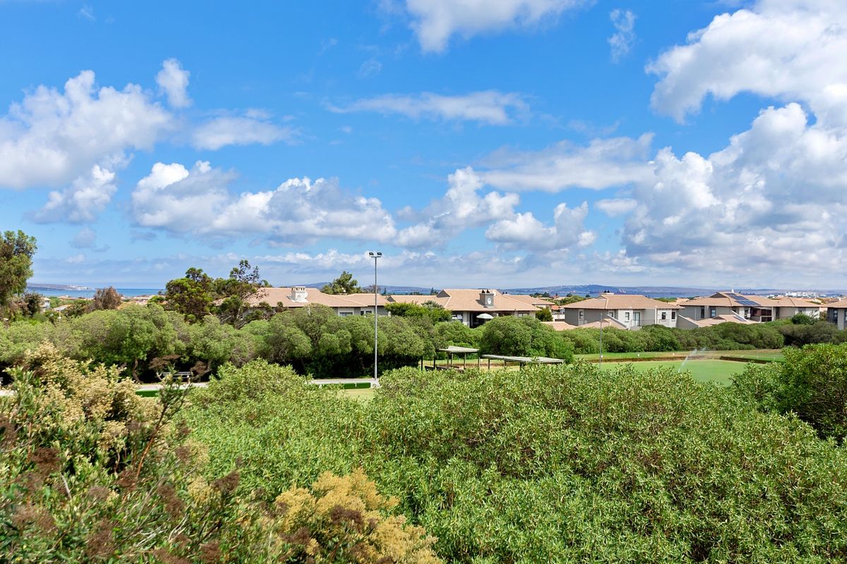 Corner Stand Townhouse with North-Facing Appeal - Walk to Every Amenity! - Photo 2