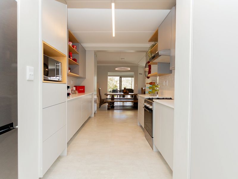 Corner Stand Townhouse with North-Facing Appeal - Walk to Every Amenity! - Photo 9