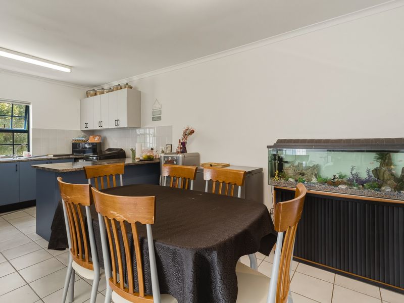 Sunlit Apartment, Prime Investment - Photo 9