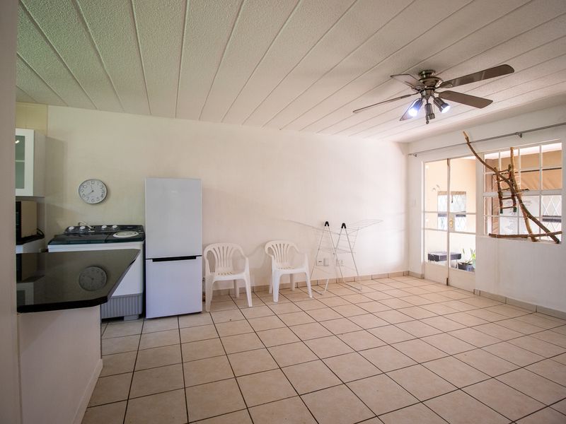 Secure Immaculate Meyersdal Gem – Walk to Shops, Live in Style! - Photo 8