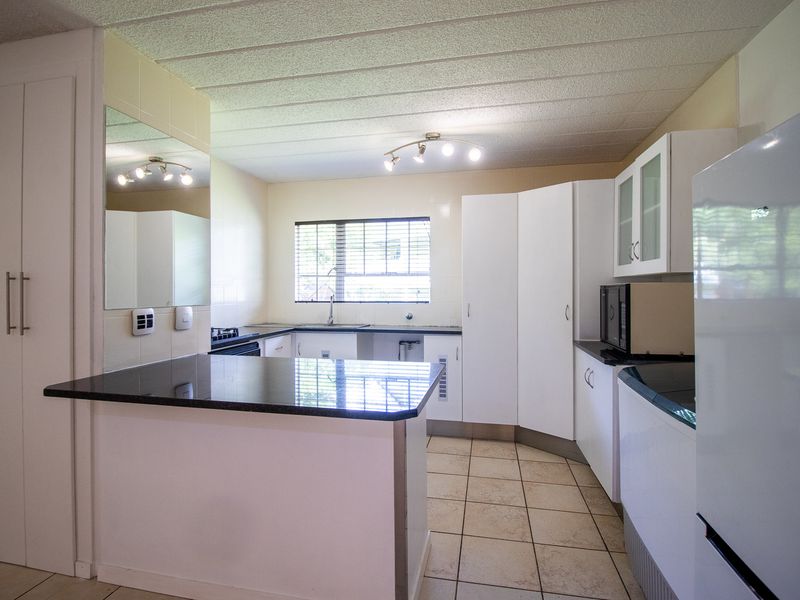 Secure Immaculate Meyersdal Gem – Walk to Shops, Live in Style! - Photo 7