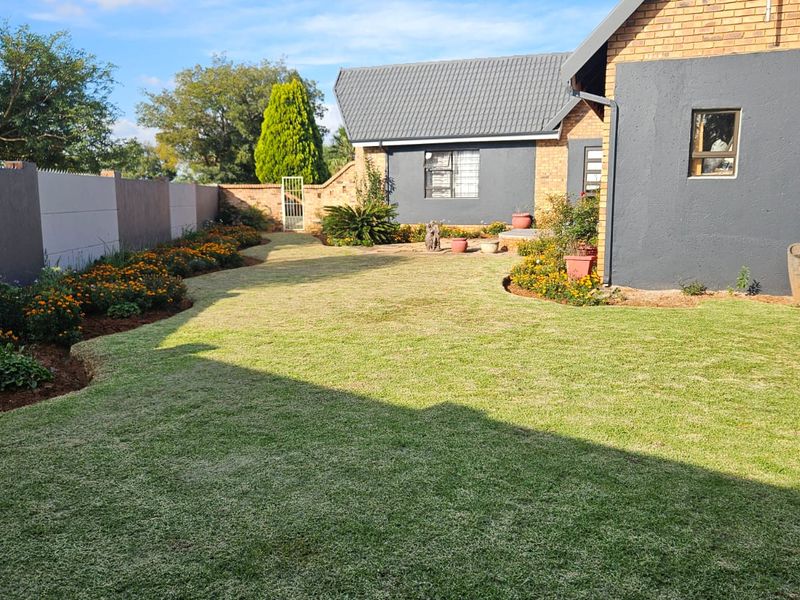 A contemporary masterpiece! - Photo 10