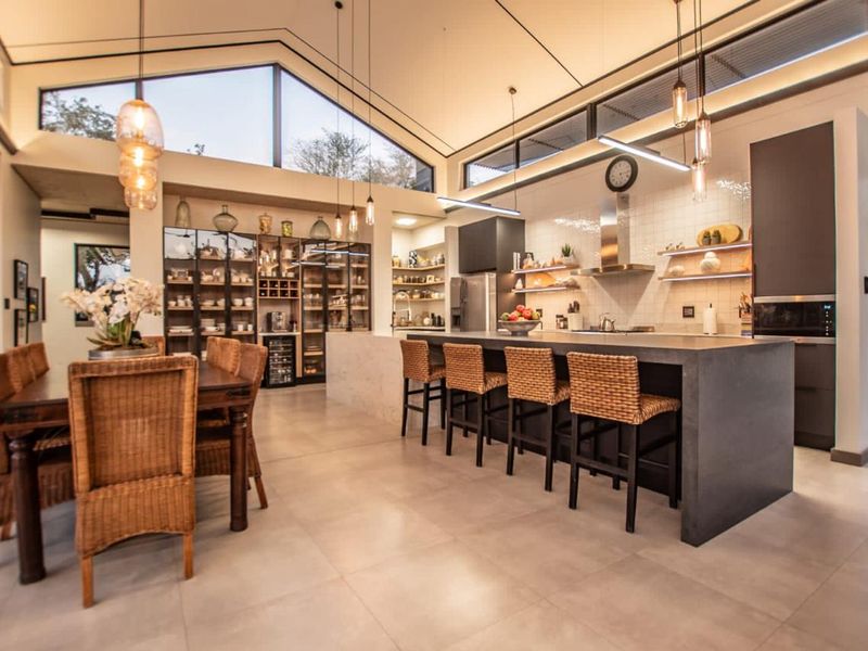 Live auction for a piece of luxury living in this magnificent Nature Estate - Photo 5