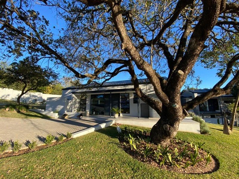 Live auction for a piece of luxury living in this magnificent Nature Estate - Photo 3