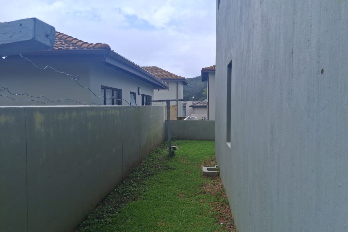 Exclusive Coral Beach estate 3 bedroom home - Winterstrand - R19000 per month - 1st March 2026 - Photo 4