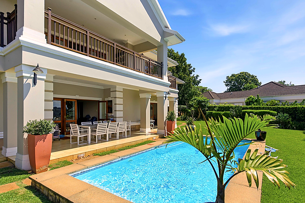Gracious Home with full Cottage and a Office - Photo 3