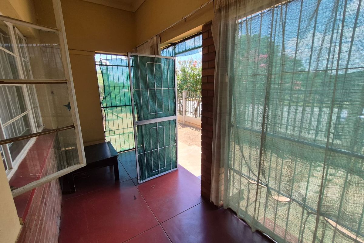 Perfect Starter Home - Photo 5