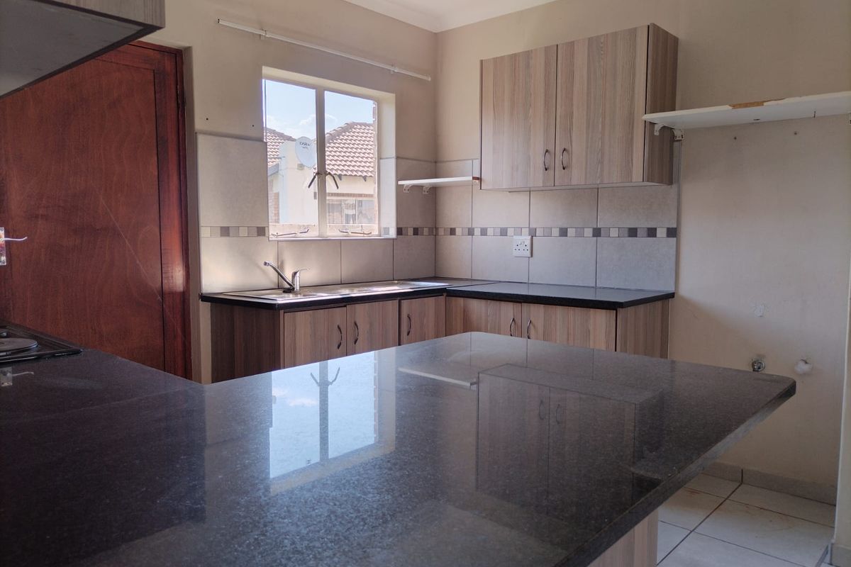 Three-Bedroom Home for Sale in Waterkloof Hills Estate - Photo 2