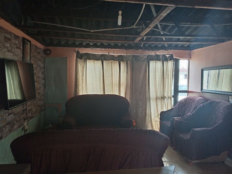 Turn this property to a home of your dreams - Photo 5