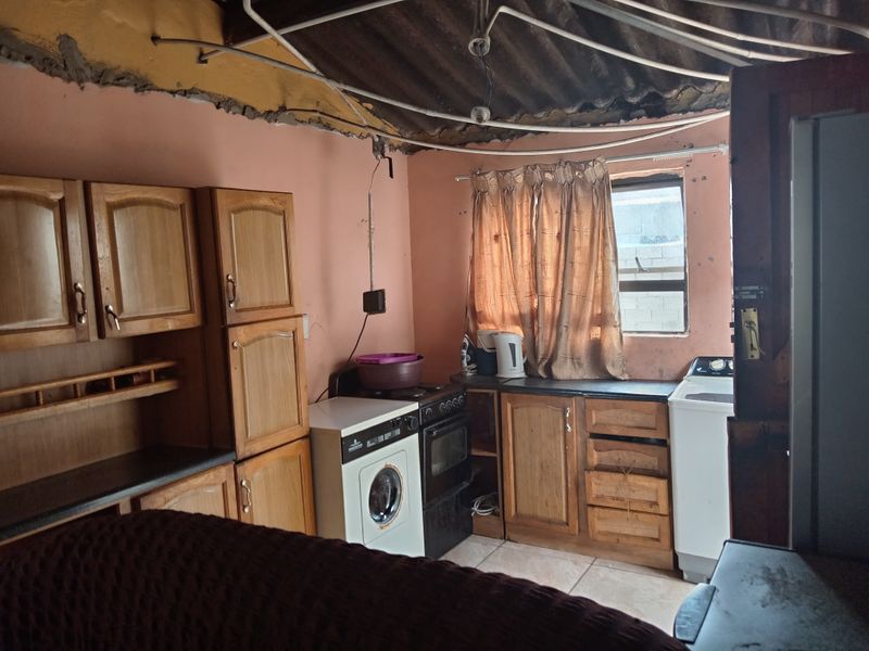 Turn this property to a home of your dreams - Photo 4