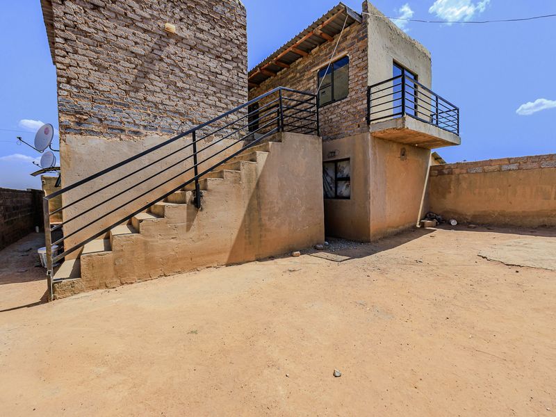 Great Investment Property With Rental Income - Photo 3