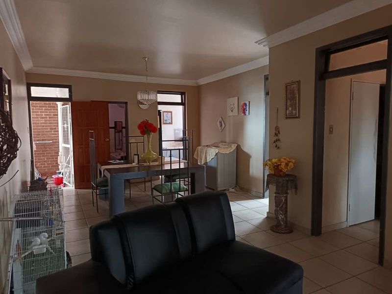 Charming 2-bedroom apartment for sale in Vanderbijlpark CW 6—perfect for comfortable modern living! - Photo 6