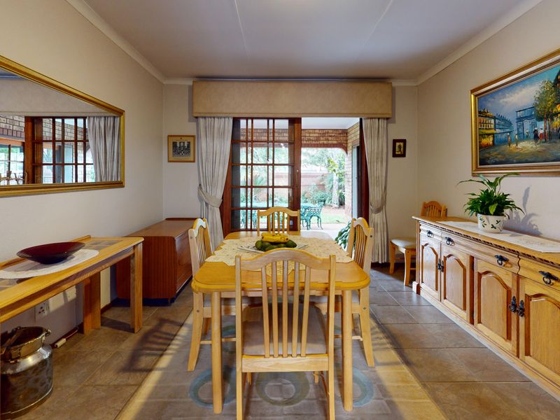 Private and Secure Estate living! - Photo 6