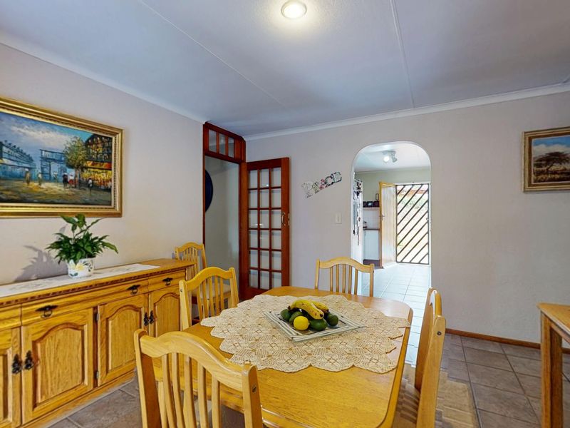 Private and Secure estate living! - Photo 7