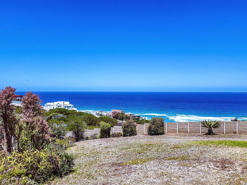 Coastal opportunity — Space, views & endless potential - Photo 6