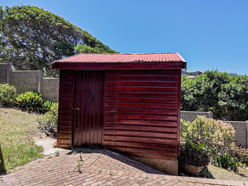 Coastal opportunity — Space, views & endless potential - Photo 9