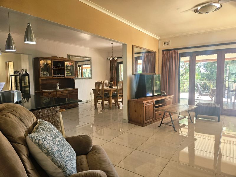 Spacious, Modern, Immaculate -  PLUS Income generator! - Photo 10