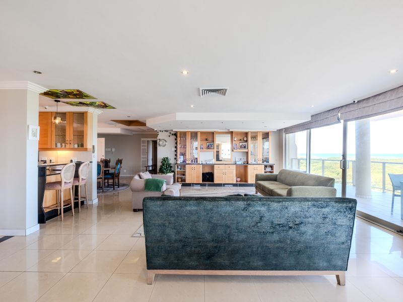 Luxury penthouse with sweeping river & sea views - Photo 9