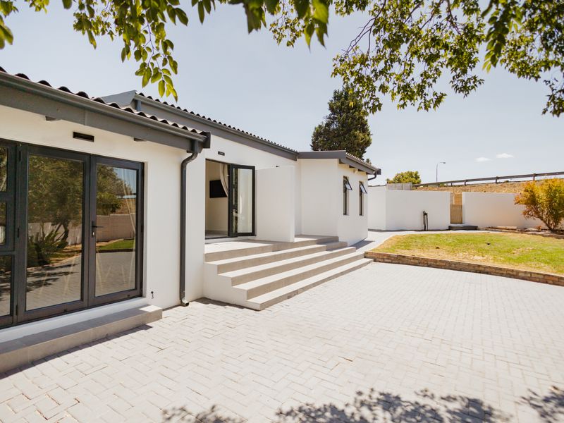 Apartment Rental Monthly In Bellville - Photo 8