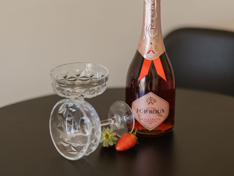 Apartment Rental Monthly In Bellville - Photo 7