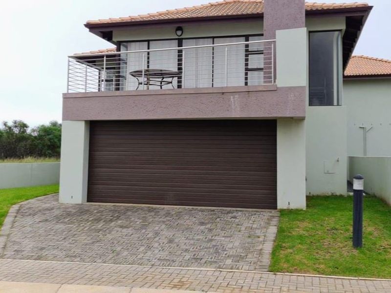 Coral Beach Estate – Exclusive coastal living - 3 bedroom double storey townhouse - R20000 per month - Photo 9