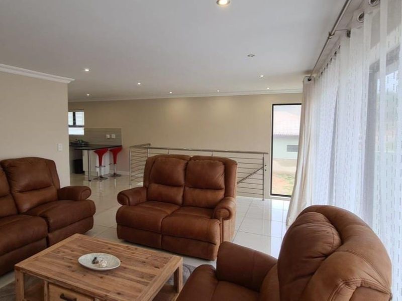Coral Beach Estate – Exclusive coastal living - 3 bedroom double storey townhouse - R20000 per month - Photo 8