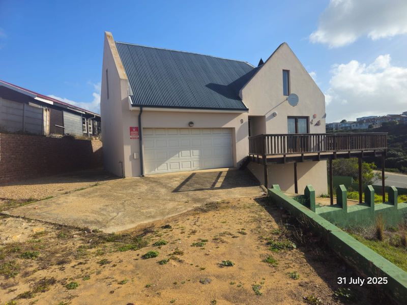 A Rare Opportunity in Prestigious Little England, Stilbaai - Photo 2