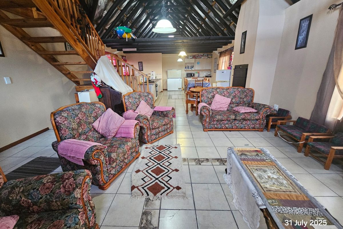 A Rare Opportunity in Prestigious Little England, Stilbaai - Photo 3