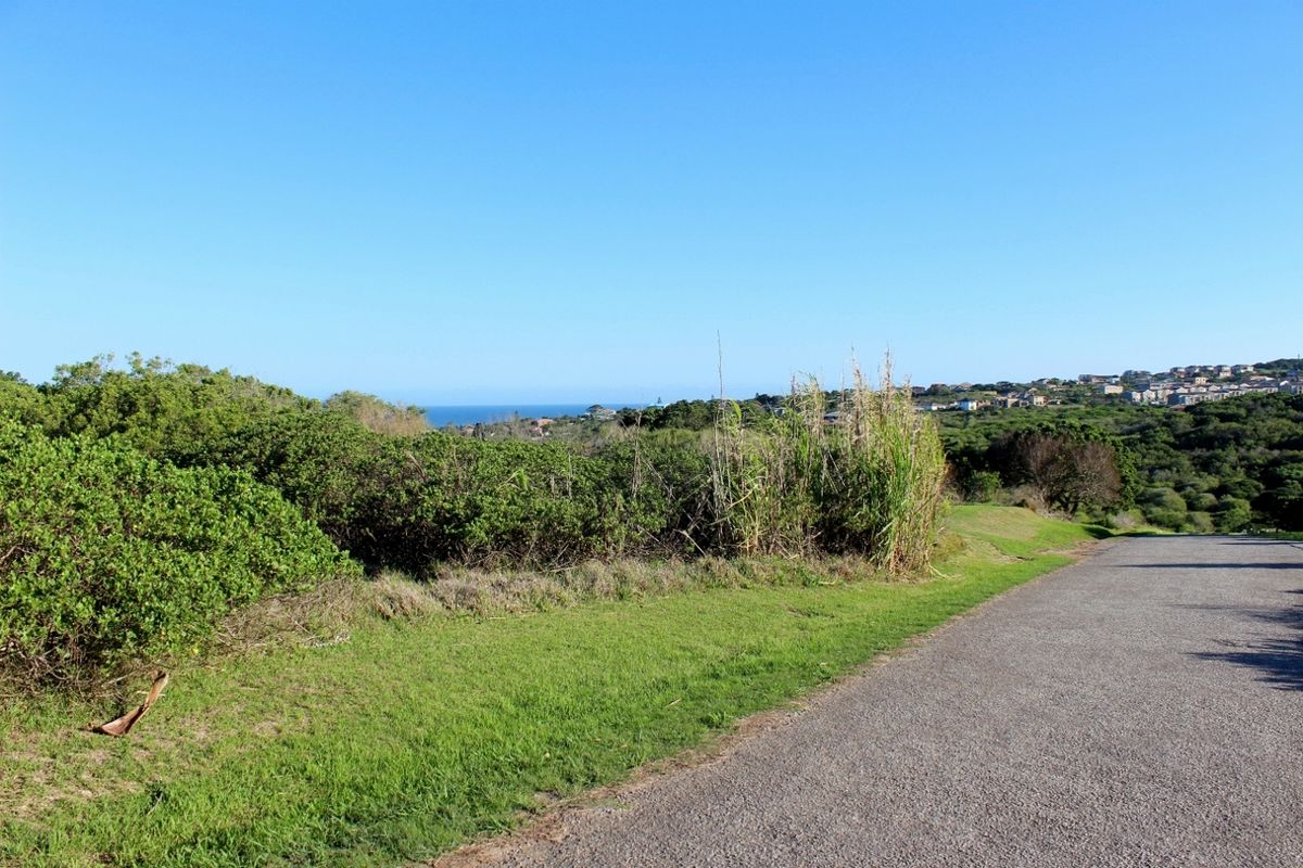 Secure Estate Living with Sea and Country Views in Umdoni Downs, Port Alfred - Photo 3