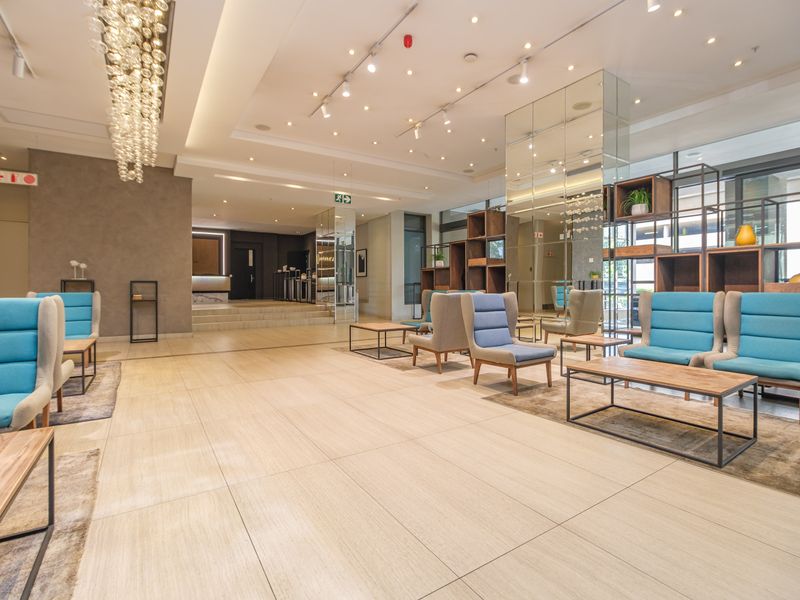 Exquisite 1-Bedroom Luxury Apartment in Sandton Skye – Prime Sandton Location - Photo 2
