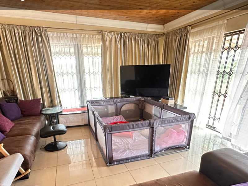 Your Family’s Next Chapter Begins in Waterkloof- Ridge! - Photo 4