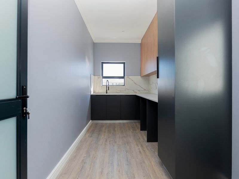 Modern Coastal Living in Secure Shelley Point Estate - Photo 7