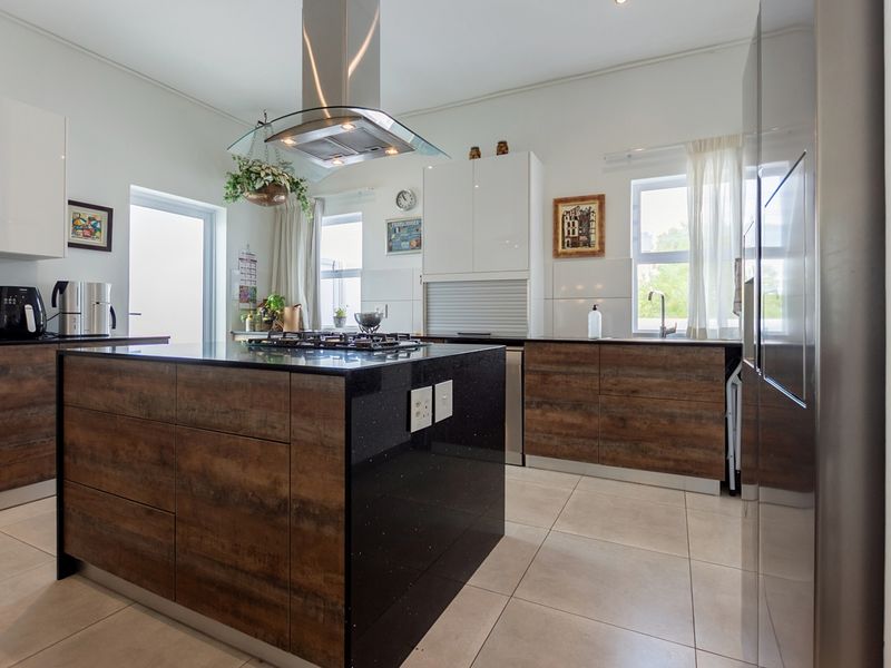 Modern Luxury in St Helena Bay’s Premier Location - Photo 6