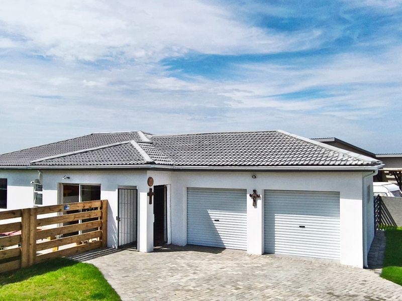 New 3 Bedrooms house Fountains - Photo 2