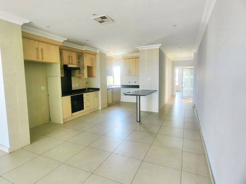 Luxury Four Bedroom Apartment To Let in Ilala Ridge Estate. - Photo 6