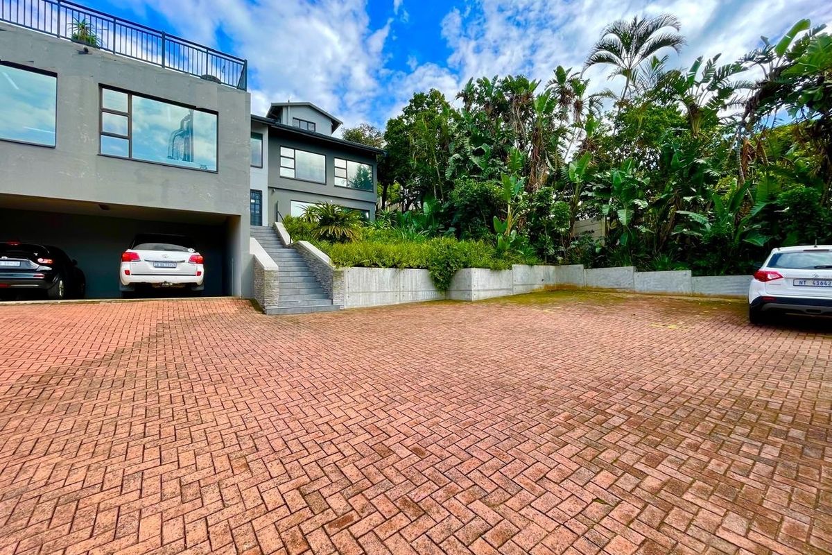 Flexible Use Property In A Prime Location - Photo 2