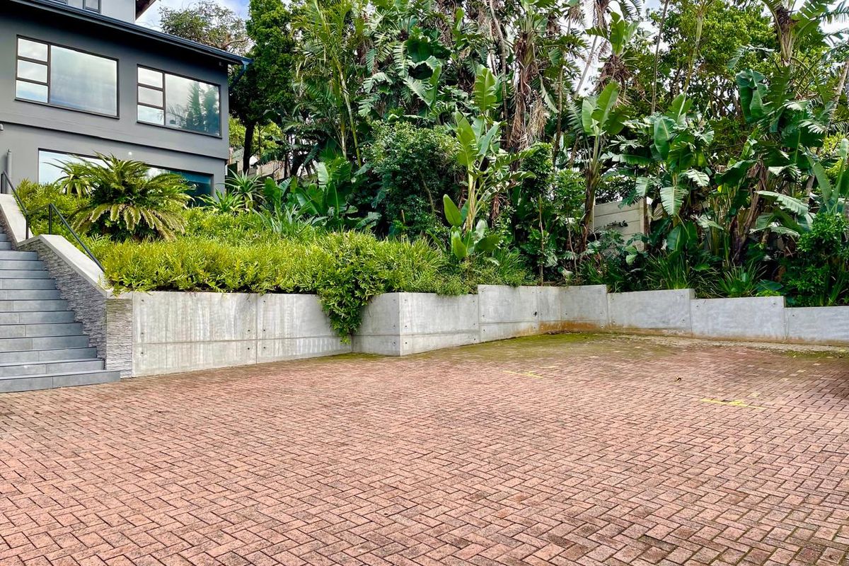 Flexible Use Property In A Prime Location - Photo 3