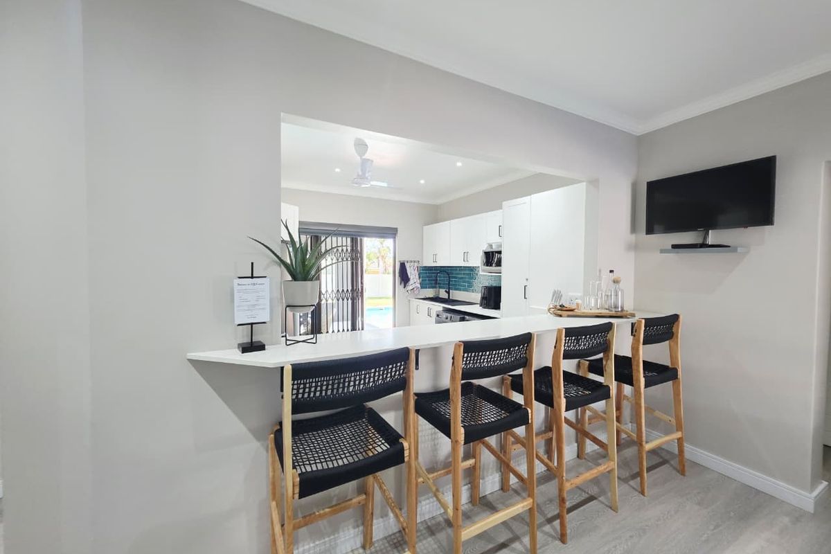 Versatile Income-Generating Property in Sought-After Meer en See - Photo 4