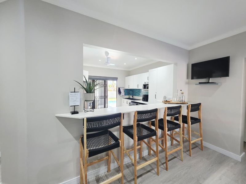 Versatile Income-Generating Property in Sought-After Meer en See - Photo 4