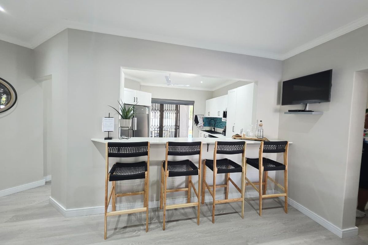 Versatile Income-Generating Property in Sought-After Meer en See - Photo 5