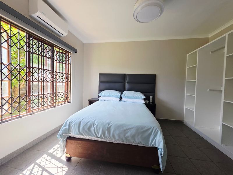 Versatile Income-Generating Property in Sought-After Meer en See - Photo 7