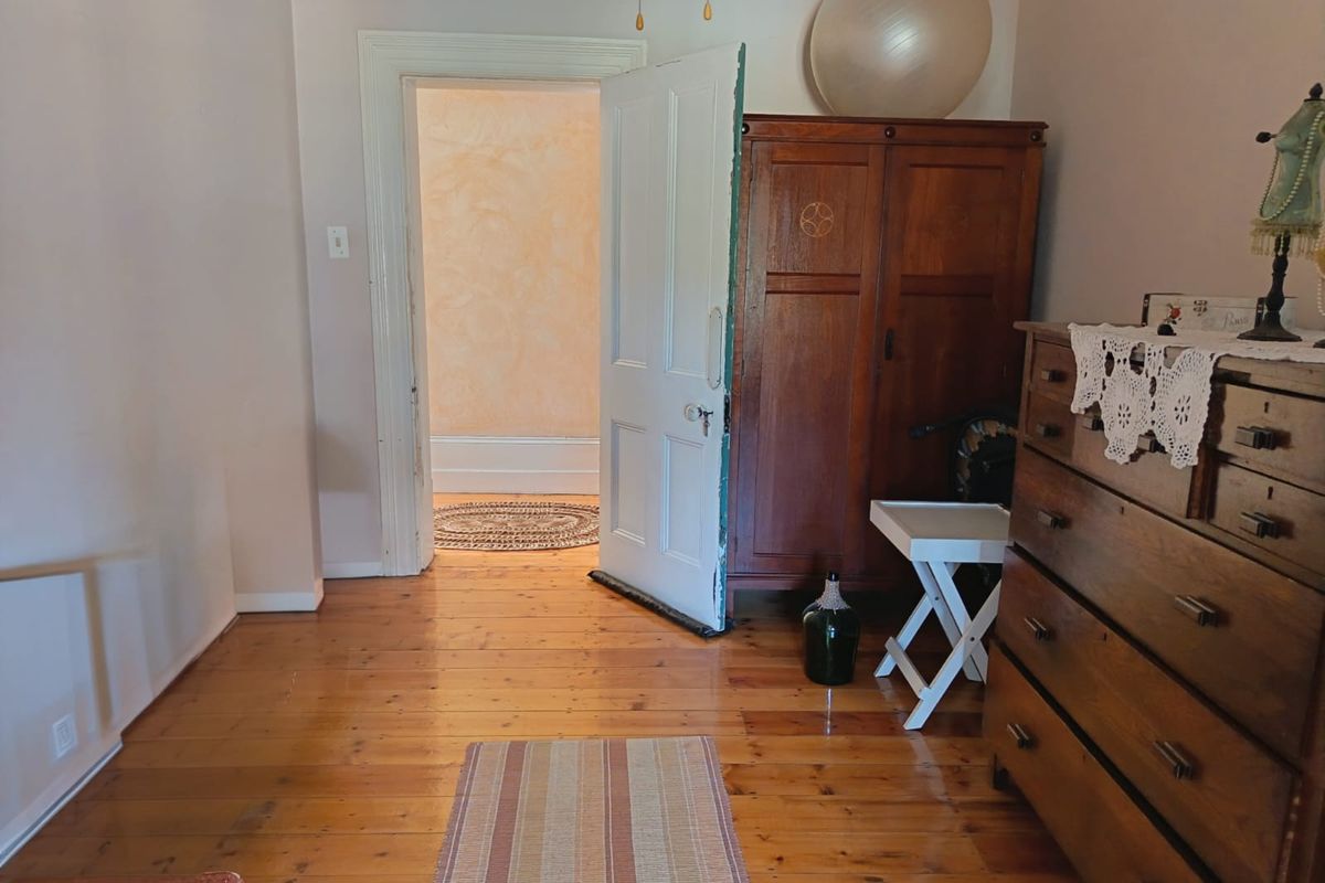 Elegant Victorian Home For Sale! - Photo 5