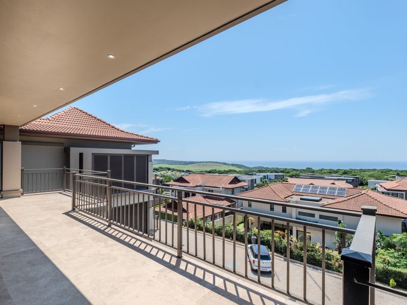 An executive 4 bedroom, 5 bathroom home in secure Izinga Park Estate - Photo 2
