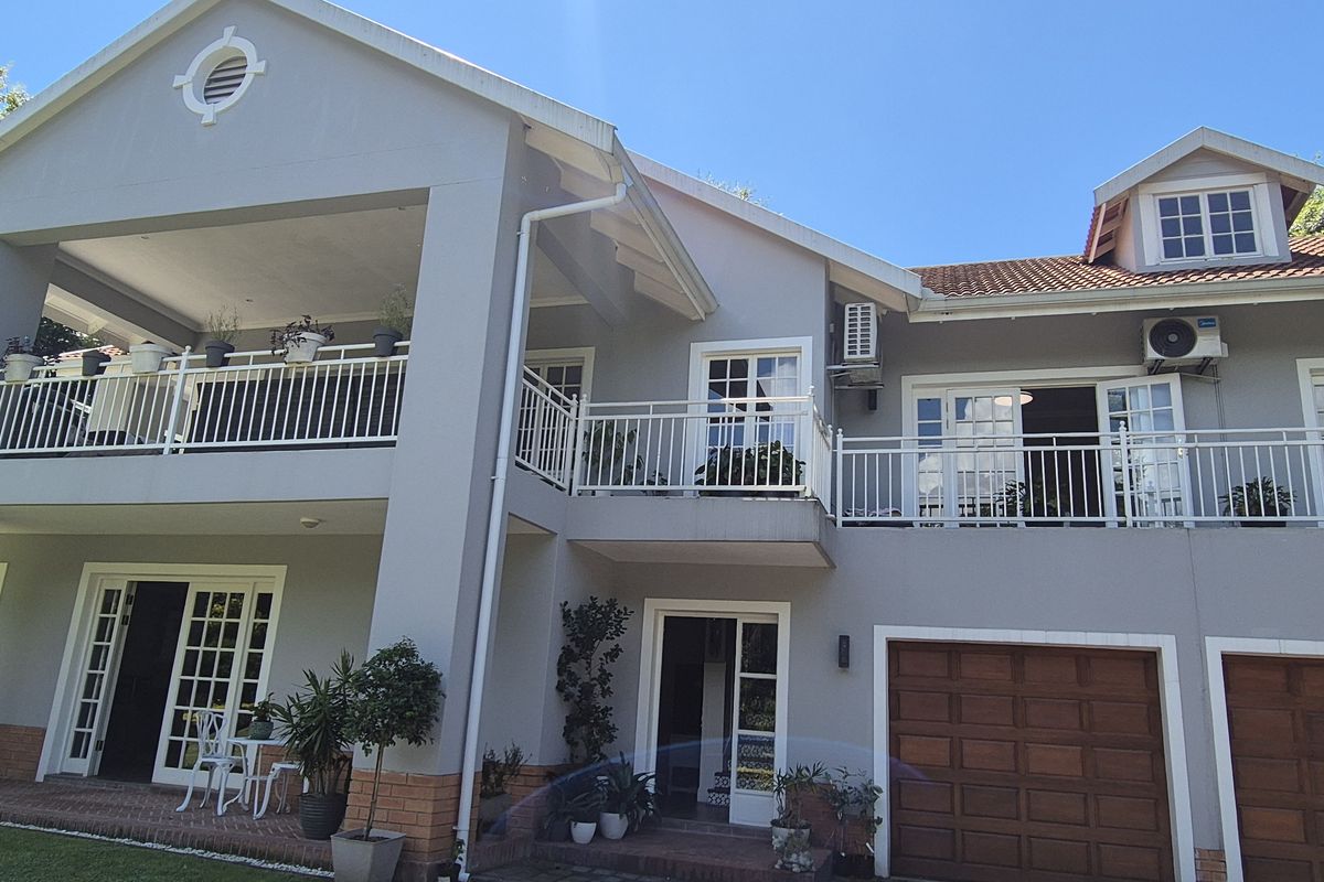 Sanctuary in Oak Park - Photo 4