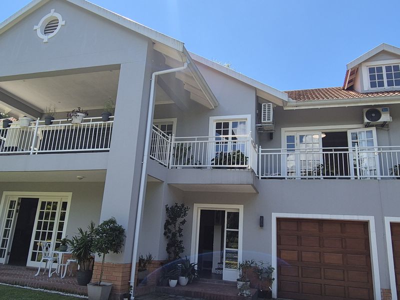 Sanctuary in Oak Park - Photo 4